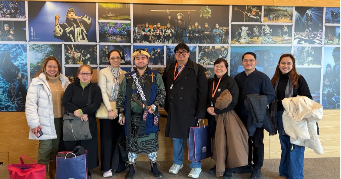 Figure 13. Meeting with an Ainu performer at the Cultural Exchange Hall of the UPOPOY